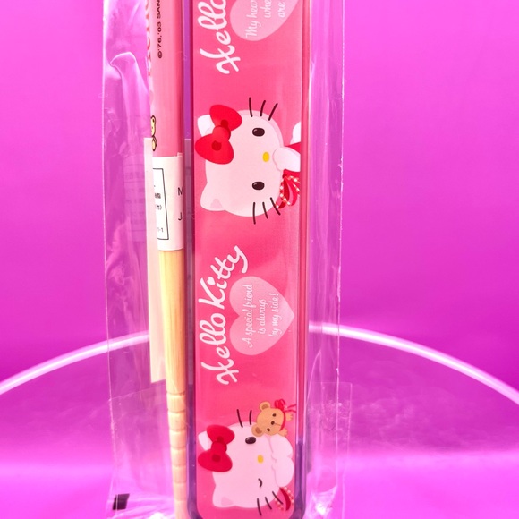Sanrio Hello Kitty Teddy Bear Series Bento Box with matching Chopsticks - Picture 9 of 11